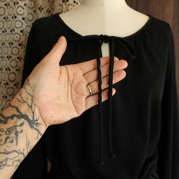 Vintage 1970s Blouse, R&K Black Peasant Top, Cottage Core, Folk Style - Picture 5 of 10